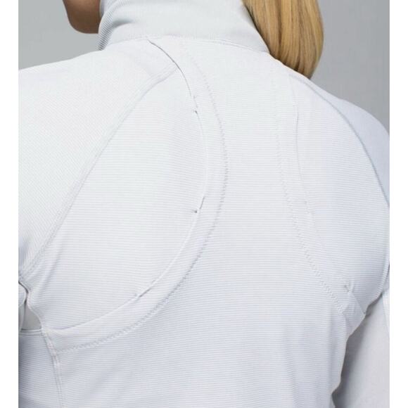 Lululemon Race With Grace 1/2 Zip Size 6 White Silver Spoon, Slim Fit Sale!!! - Picture 12 of 15